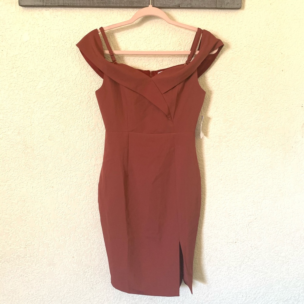 One one six Sweetheart Sheath Dress Small NWT